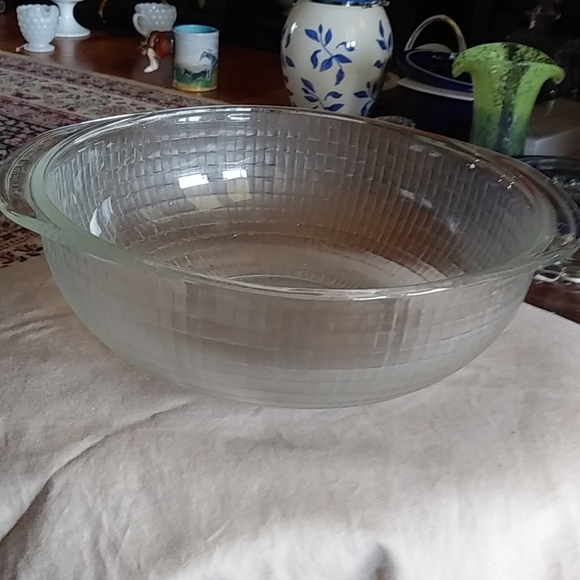 Pyrex Other - Fab rare basket weave Pyrex bowl, nice!
